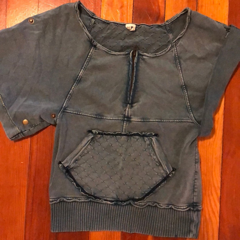 Free People short sleeve sweatshirt